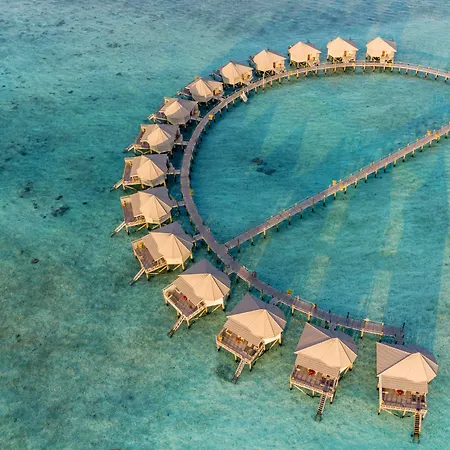 Komandoo Island Resort & Spa (Adults Only)-3